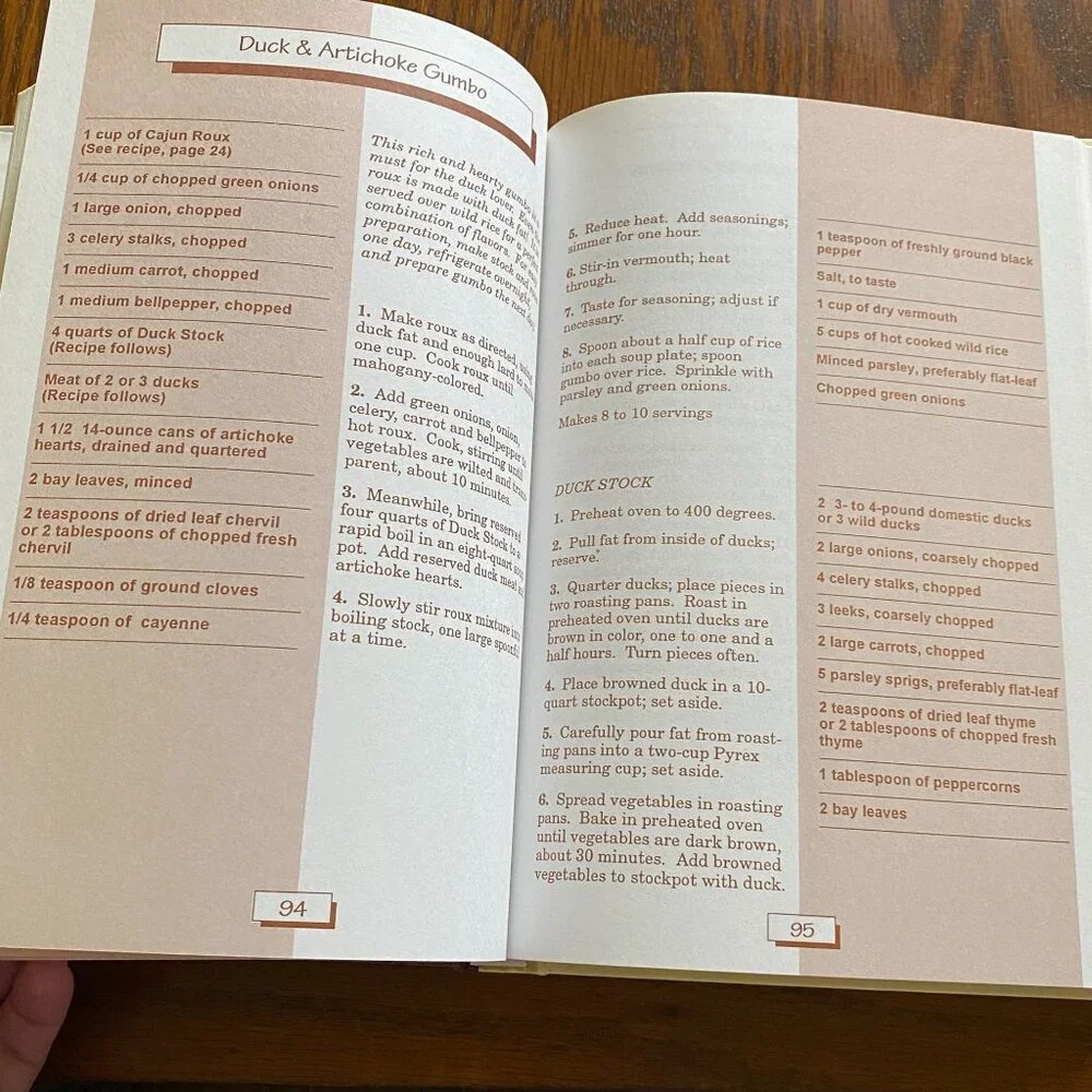 The Louisiana Gumbo Cookbook Cajun Bea Floyd Weber‎ HB 1993 recipe book